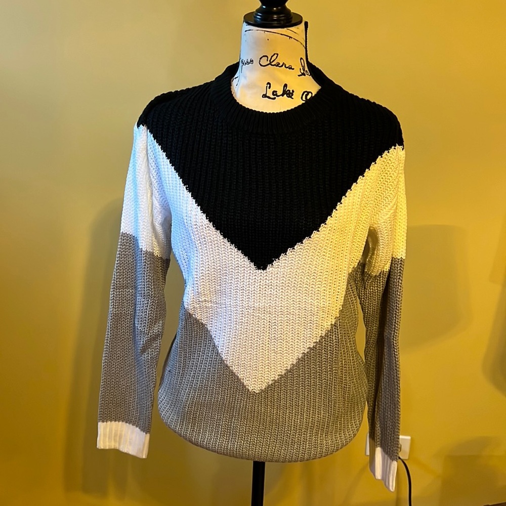 Women’s sweaters